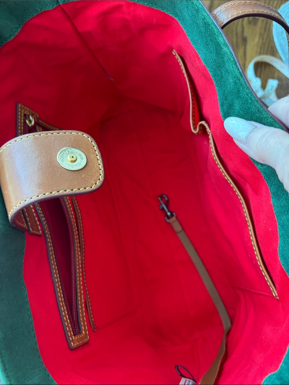 Dooney and Bourke tote - Picture 6 of 11